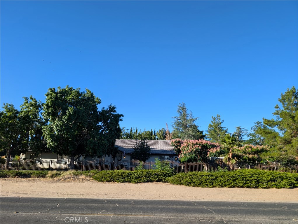 8323 Peach Avenue Property Photo 8