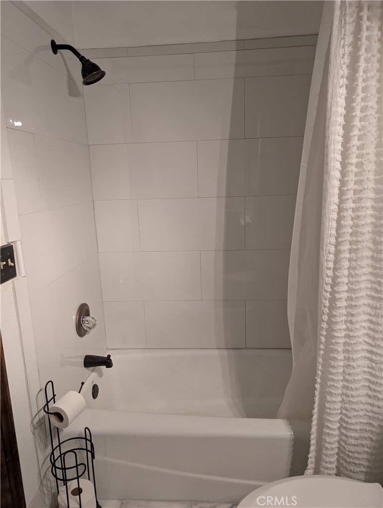 8323 Peach Avenue Property Photo 25