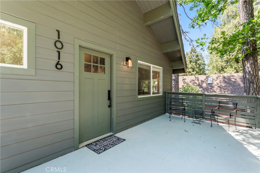 1016 Berne Drive Property Photo 4
