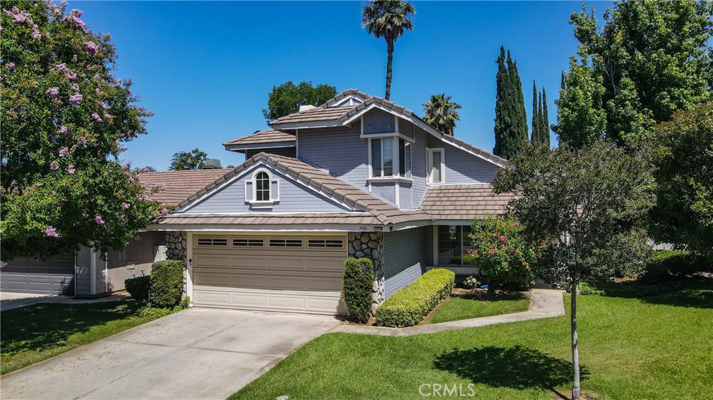 329 Van Ness Lane Property Photo