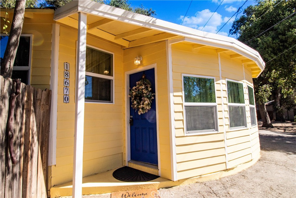 18670 Cryer Drive Property Photo 3