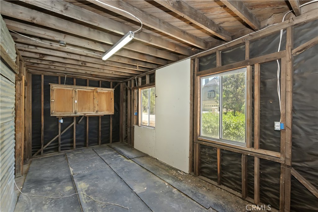 1109 Holden Avenue Property Photo 40