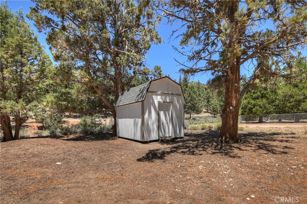 1109 Holden Avenue Property Photo 48