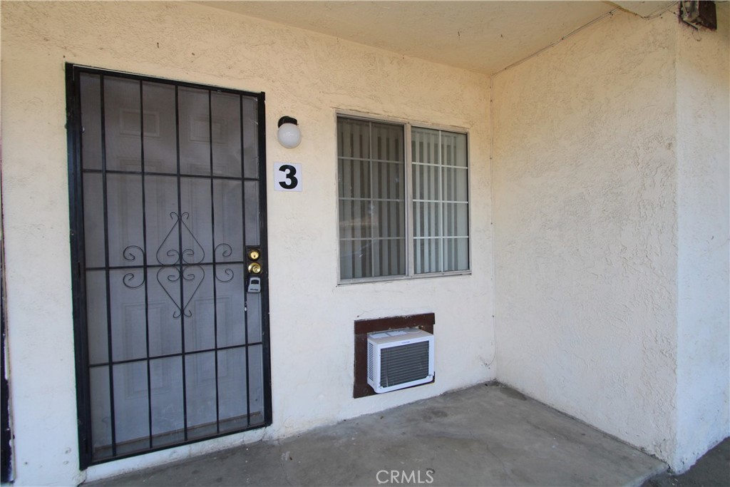 26098 10th Street 3 Property Photo 2