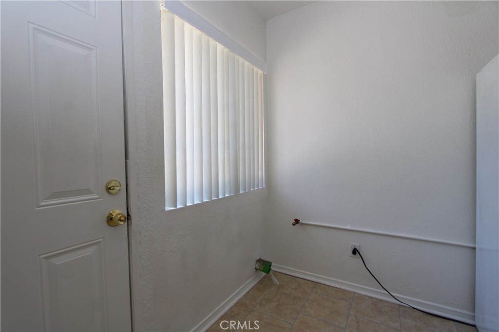 26098 10th Street 3 Property Photo 7