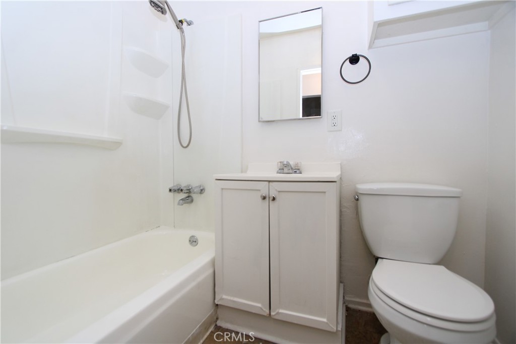 26098 10th Street 3 Property Photo 11