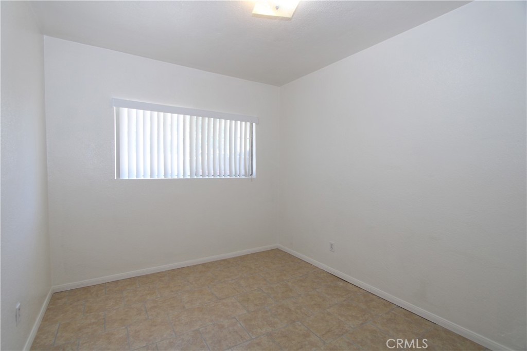 26098 10th Street 3 Property Photo 13