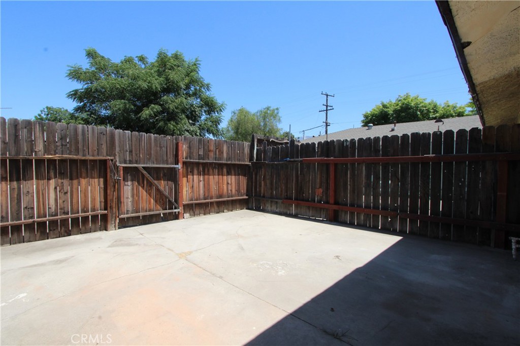 26098 10th Street 3 Property Photo 14