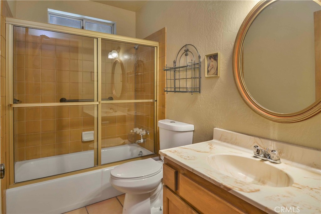 1358 Golden Rule Lane Property Photo 10