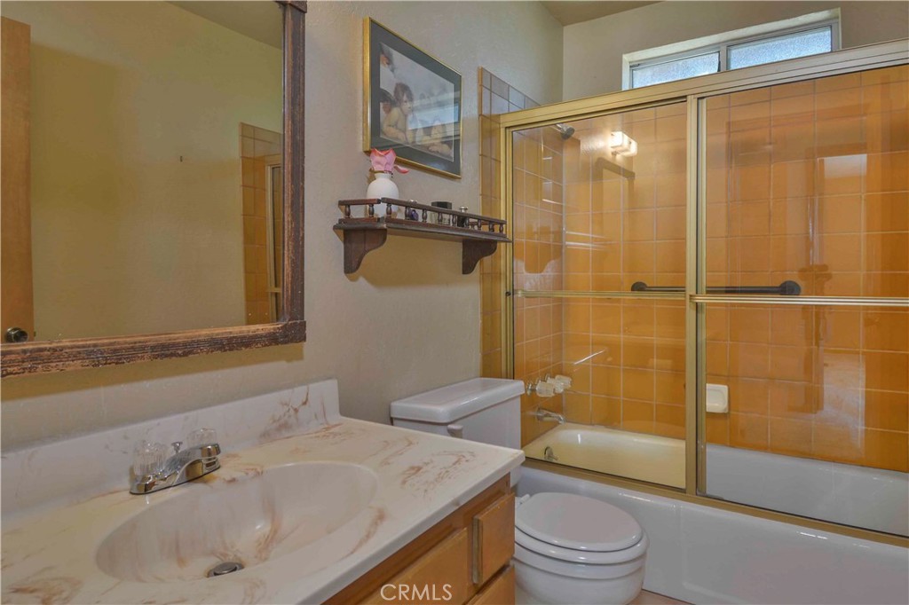 1358 Golden Rule Lane Property Photo 15