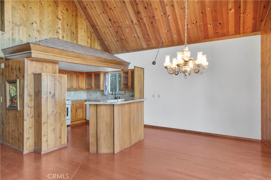 28992 Banff Dr Property Photo 12