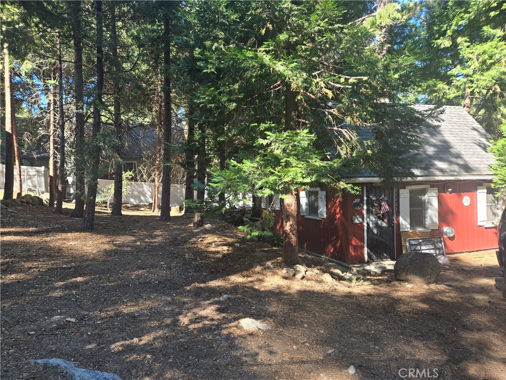 25035 Moon Drive Property Photo 2