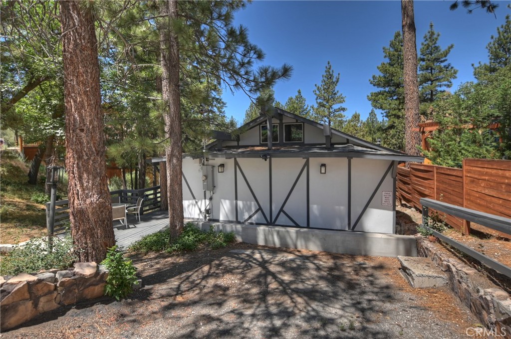 580 Lucerne Drive Property Photo 43