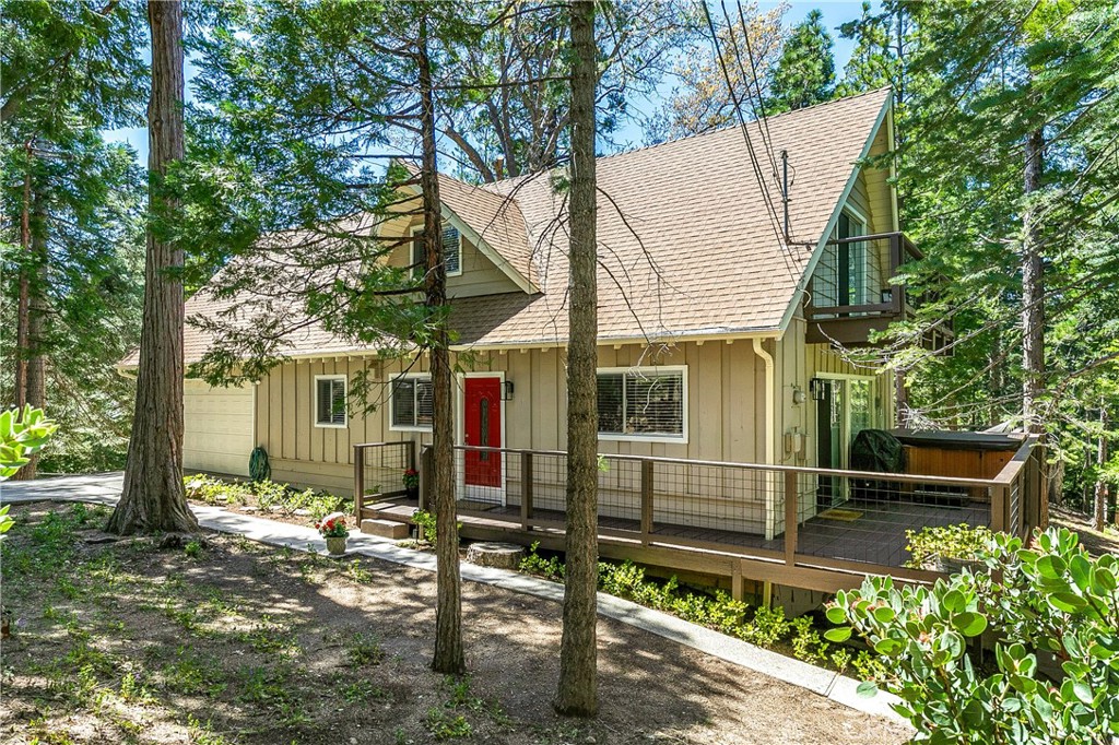 568 Grass Valley Road Property Photo 1
