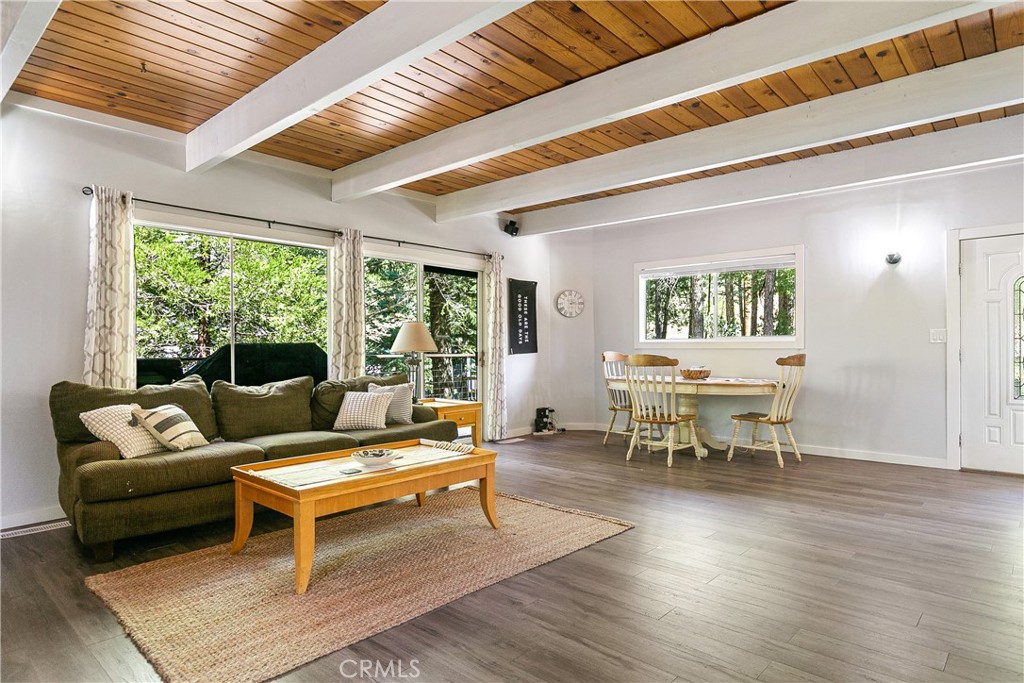 568 Grass Valley Road Property Photo 4