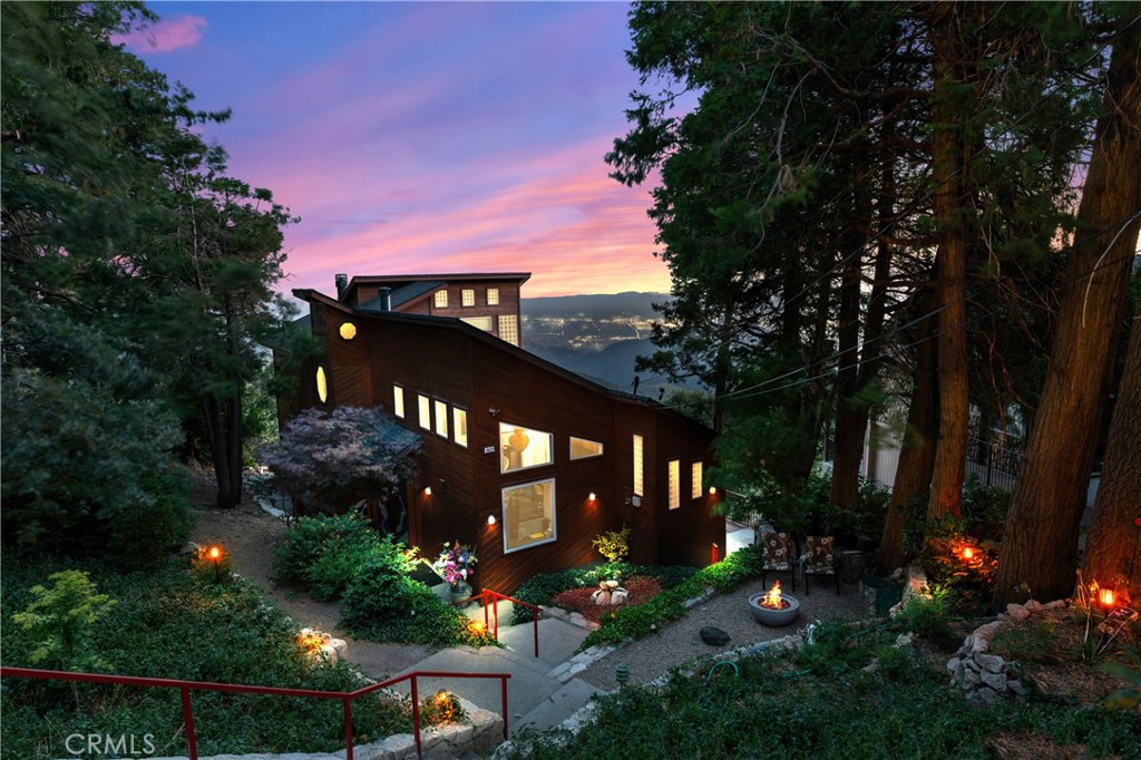 28527 Willow Road Property Photo