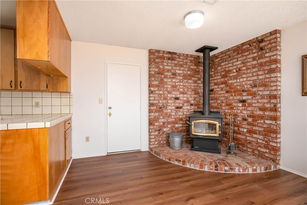 46404 Kings Canyon Road Property Photo 9