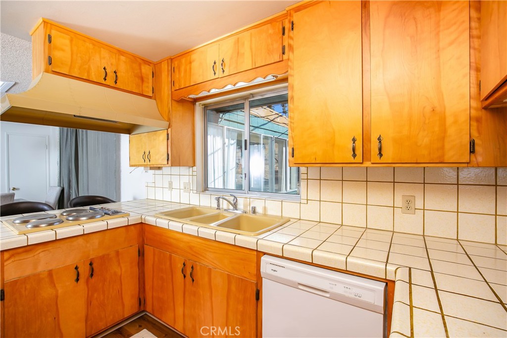 46404 Kings Canyon Road Property Photo 10