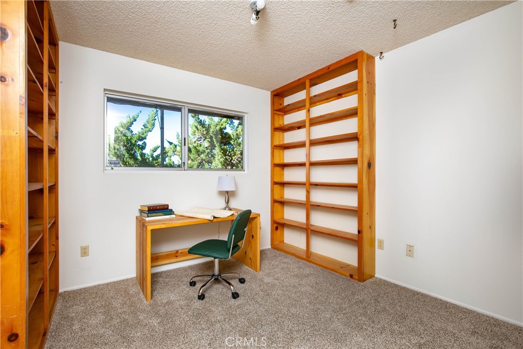 46404 Kings Canyon Road Property Photo 16