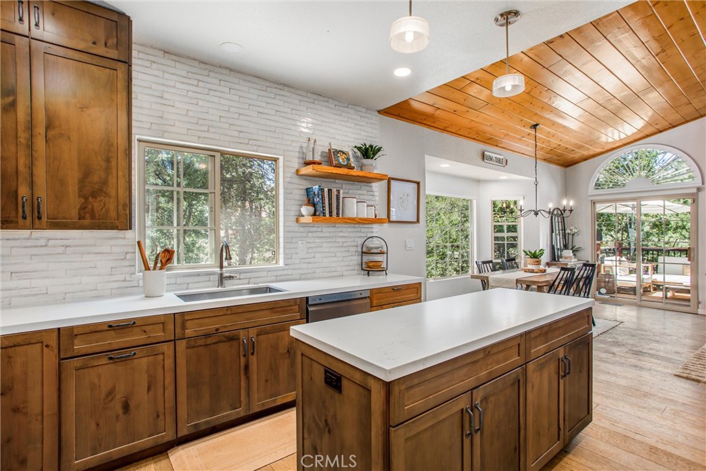 32425 Snowshoe Lane Property Photo 15