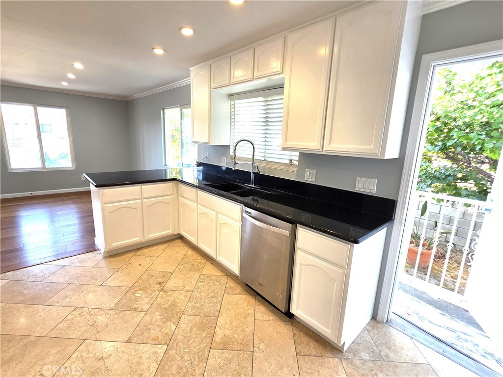 1426 256th Street Property Photo 6