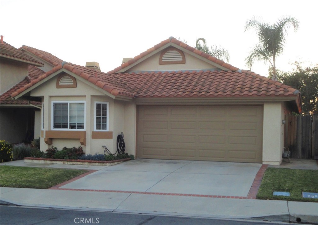 5 El Canto Property Photo 1