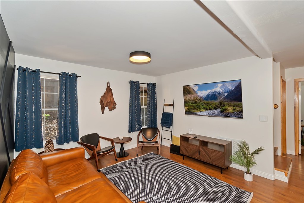 1348 Manzanita Way Property Photo 33