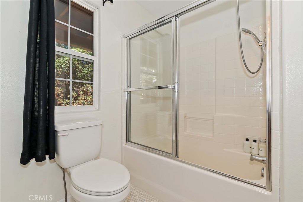 1348 Manzanita Way Property Photo 38