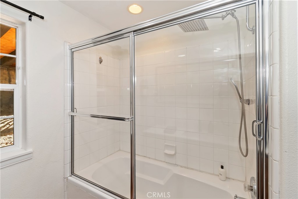 1348 Manzanita Way Property Photo 43