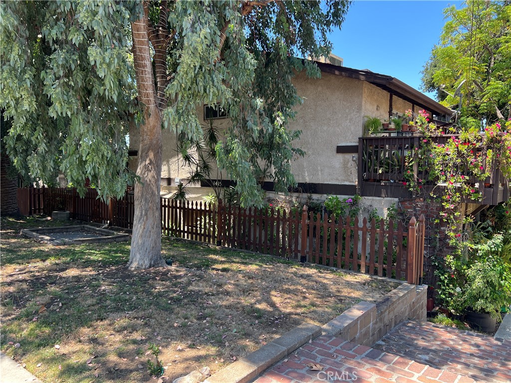 1415 El Sereno Avenue 4 Property Photo 1