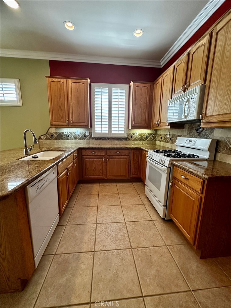 2348 Birdie Drive Property Photo 15