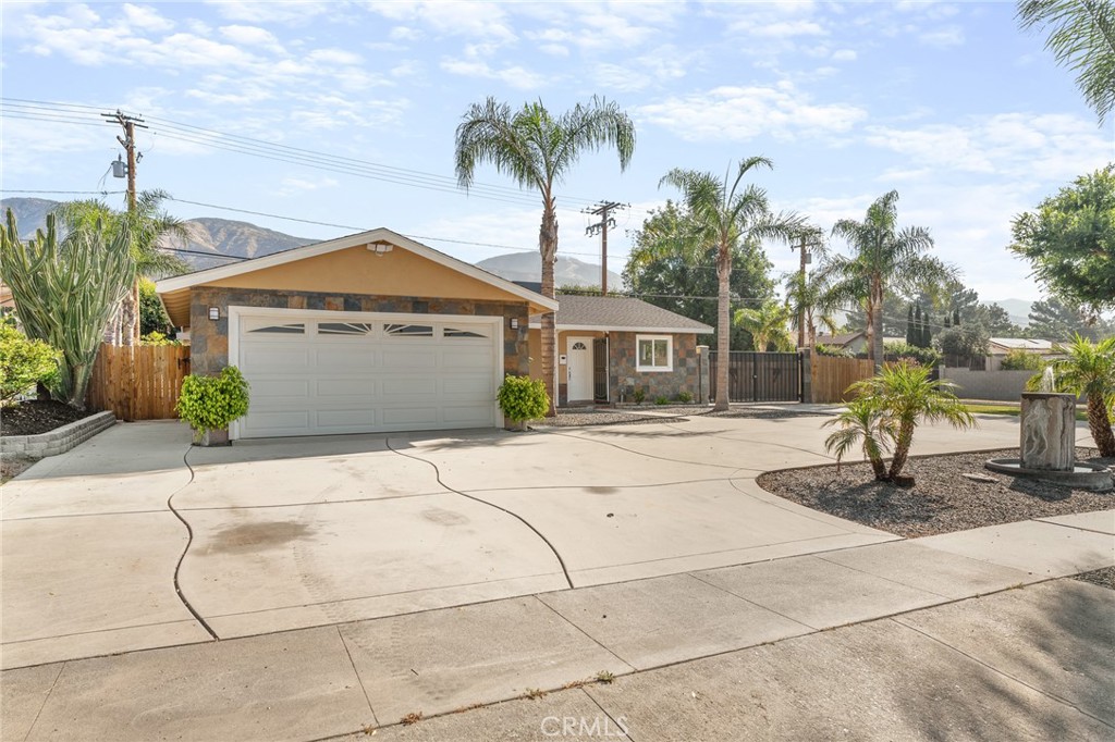 604 Sequoia Street Property Photo 6