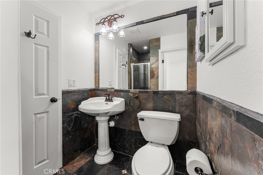 604 Sequoia Street Property Photo 24