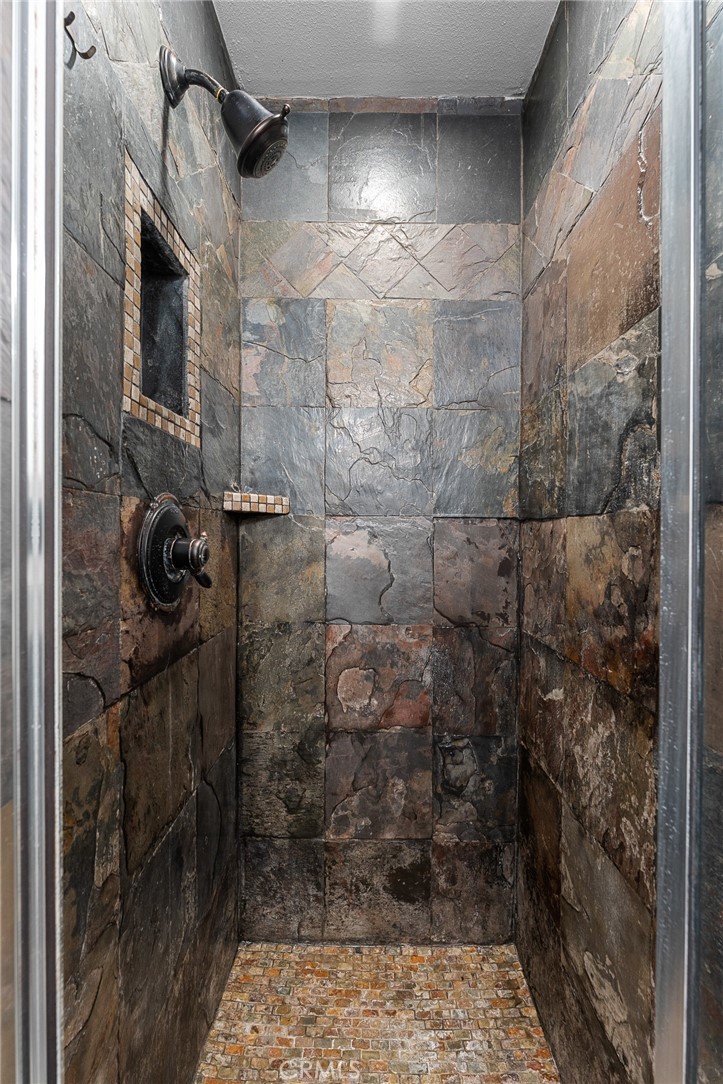 604 Sequoia Street Property Photo 25
