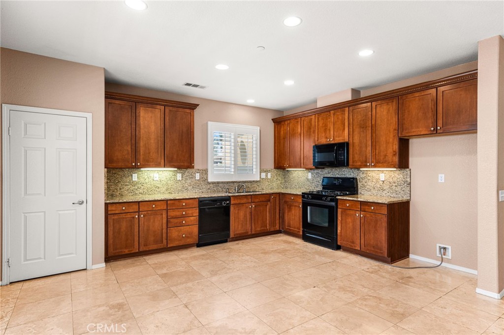 1909 Crystal Cove Court Property Photo 11