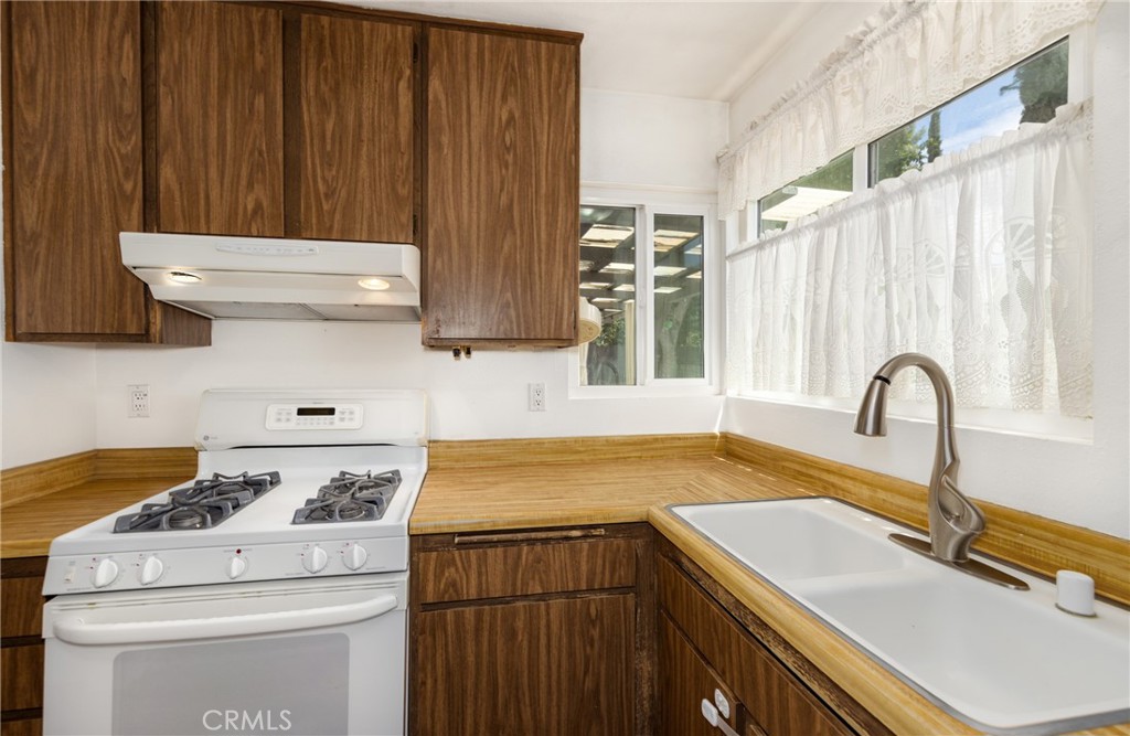 234 Beverly Drive Property Photo 7
