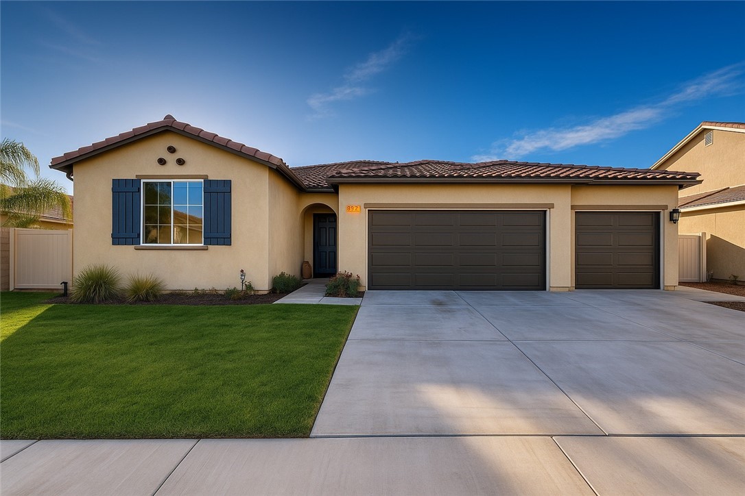 1246 Venice Avenue Property Photo 1