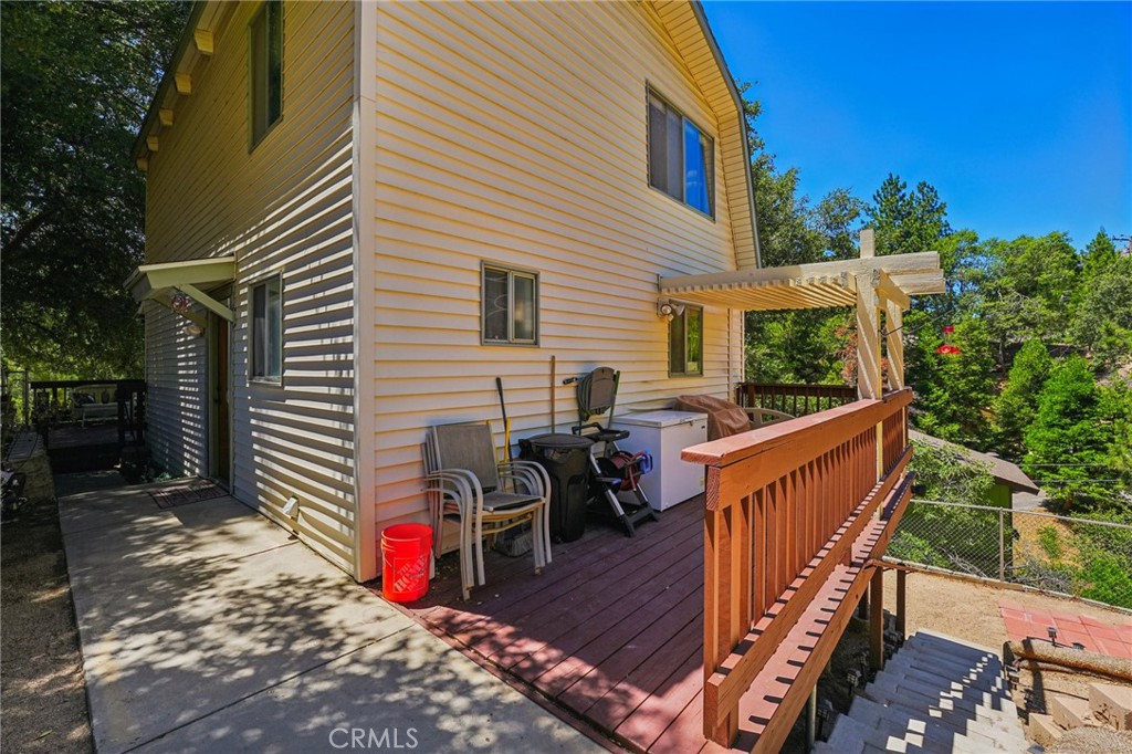 463 Delle Drive Property Photo 23