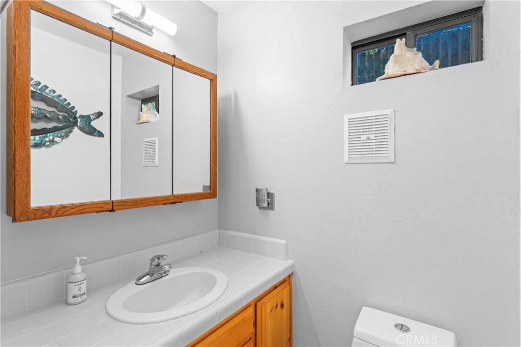 760 Lake Drive Property Photo 25