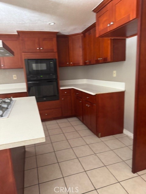10198 Saddlehill Property Photo 3