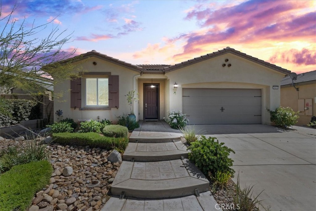 3937 Scarlet Oak Court Property Photo 1
