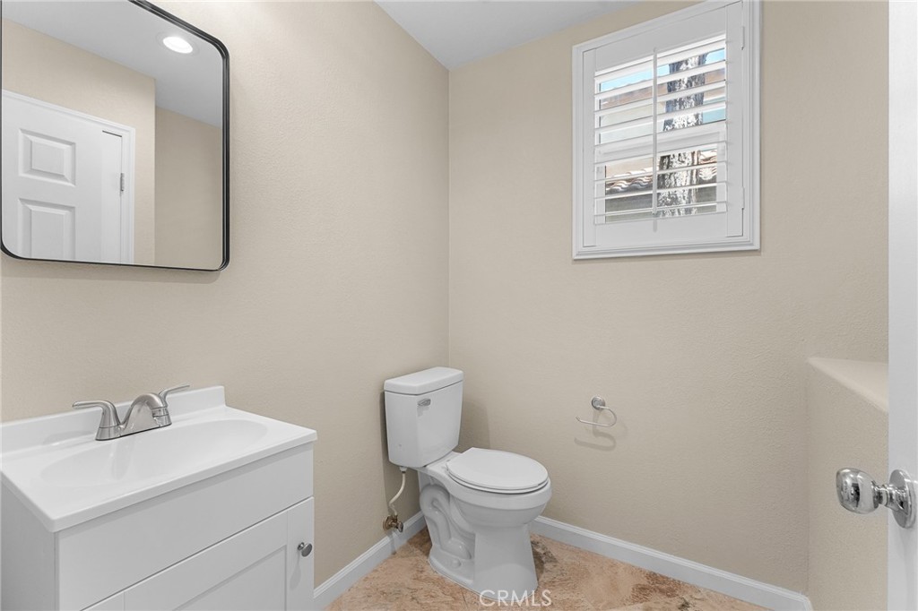 1581 Margit Street Property Photo 16
