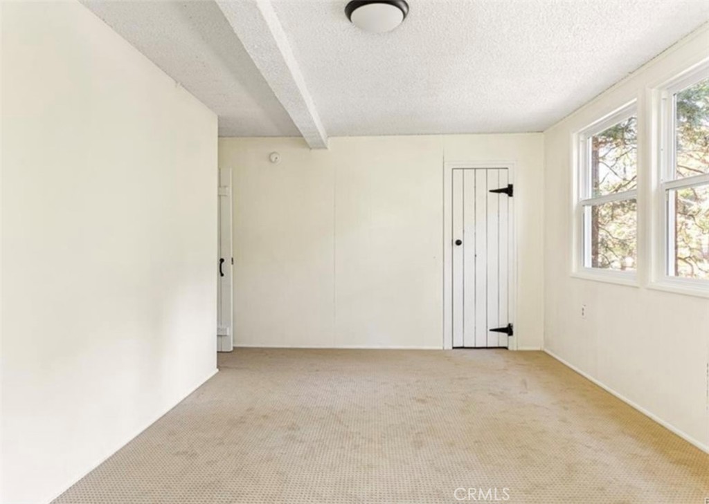 24891 Felsen Drive Property Photo 19