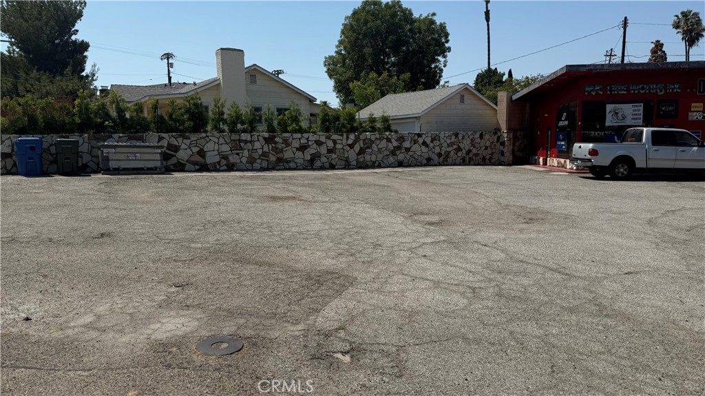 26023 Western Avenue Property Photo 4