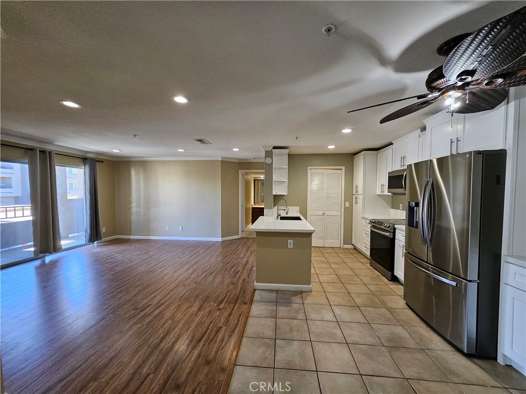 1030 Vista Del Cerro Drive 208 Property Photo 1