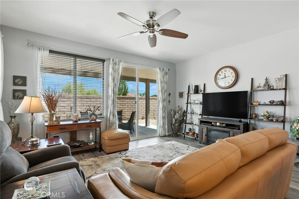 1616 Rosemary Property Photo 14