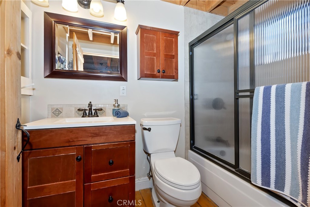 788 Buckingham Square Property Photo 12