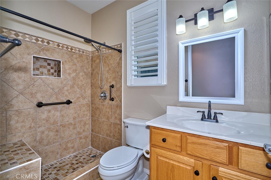 1660 Snowberry Road Property Photo 21