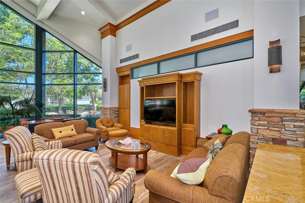 1660 Snowberry Road Property Photo 46