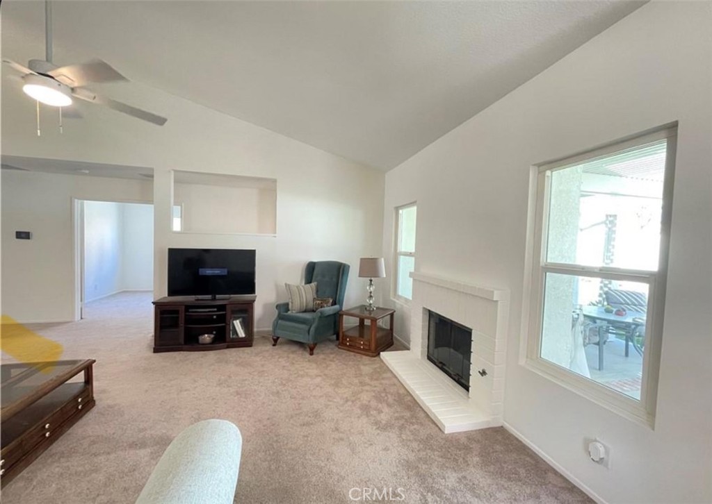 6287 Tuckaway Avenue Property Photo 8